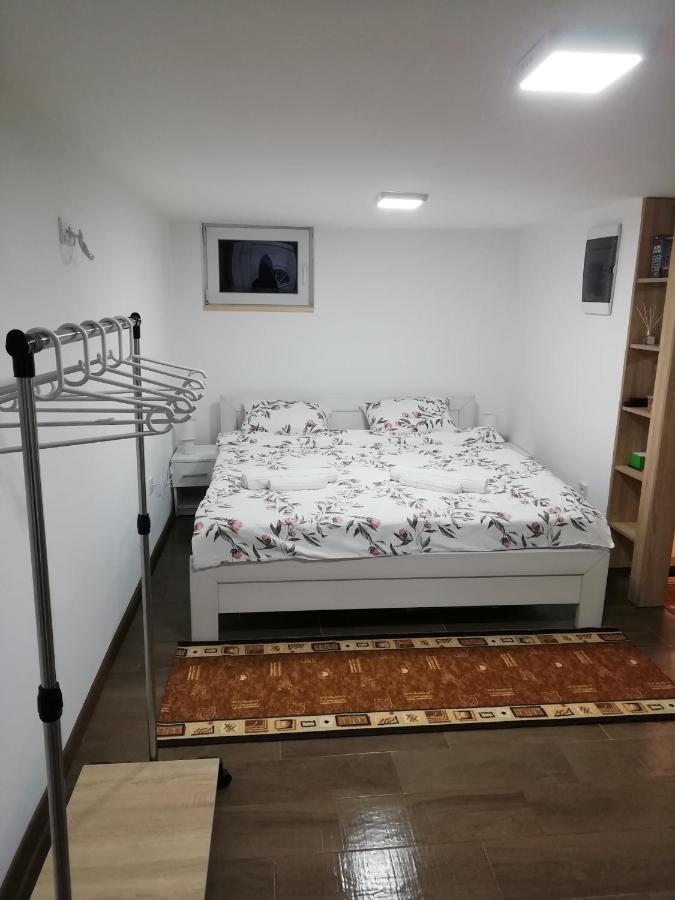 Mia Apartmani - Novoizgradjeni Objekat Gornji Milanovac Exteriér fotografie