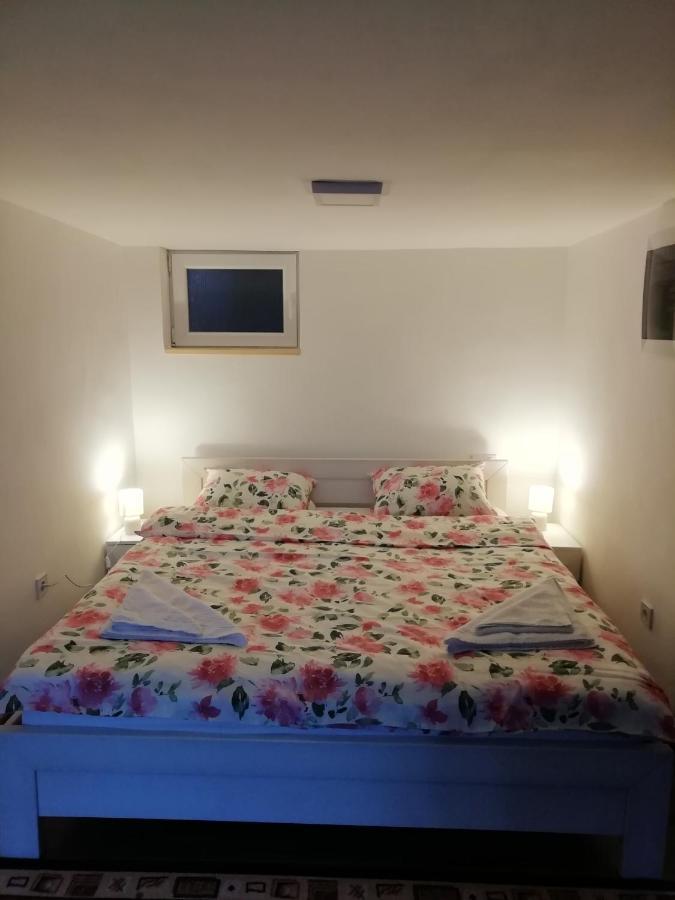 Mia Apartmani - Novoizgradjeni Objekat Gornji Milanovac Exteriér fotografie