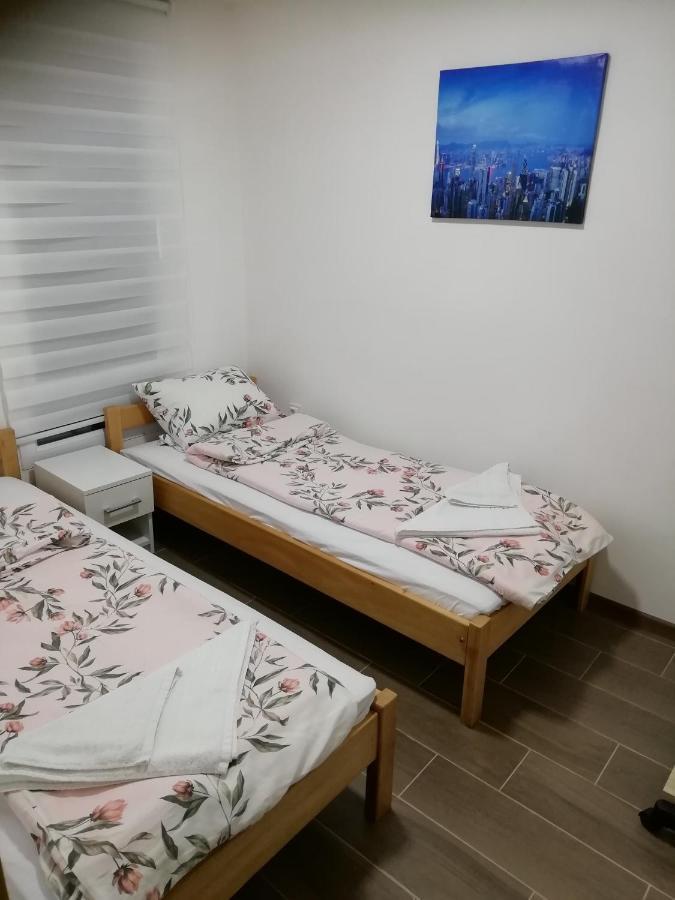Mia Apartmani - Novoizgradjeni Objekat Gornji Milanovac Exteriér fotografie